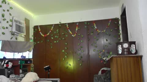 Snapshot of jess_sweett chatting on 01-18-26, 03:27 Jessica online show from 01-18-26, 03:27