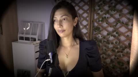 Jessica Gomez online show from 05-17-26, 04:43