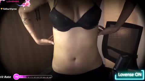 Snapshot of jessi_dreams chatting on 07-14-26, 04:17 Jessica Gomez online show from 07-14-26, 04:17