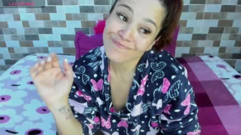 Snapshot of jessica_robertss chatting on 04-27-26, 10:08 jessimodel independient online show from 04-27-26, 10:08