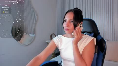 jessica_taylor_22 online show from 04-07-26, 07:36