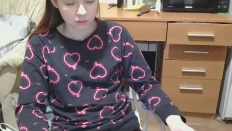 jessicaholland1 online show from 05-03-26, 07:20