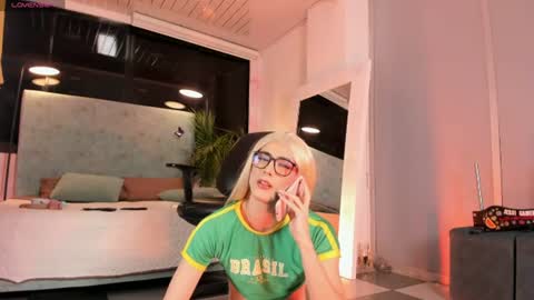 Snapshot of jessicameron chatting on 06-30-26, 03:51 JESSI AND NAOMI online show from 06-30-26, 03:51