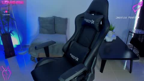  Jessica Pratt  IG jessicaxpratt online show from 02-13-25, 05:33