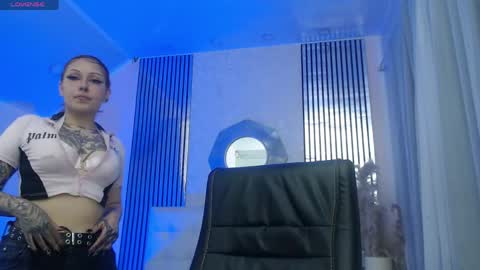 Snapshot of jessie_williams_01 chatting on 05-29-26, 08:07 Your Sweet Angel online show from 05-29-26, 08:07