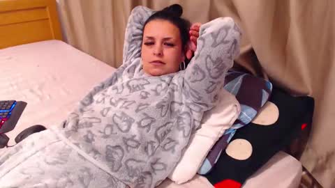 Snapshot of jessiestar3 chatting on 04-14-26, 11:55 jessiestar3 online show from 04-14-26, 11:55