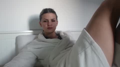 jessieryan online show from 03-09-26, 05:11