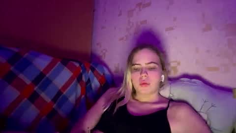 Snapshot of jessika_evans chatting on 01-11-26, 07:19 jessika_evans online show from 01-11-26, 07:19