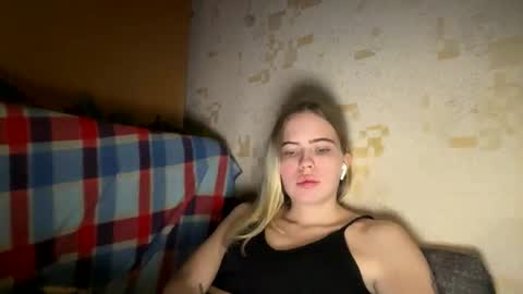Snapshot of jessika_evans chatting on 02-05-26, 03:44 jessika_evans online show from 02-05-26, 03:44