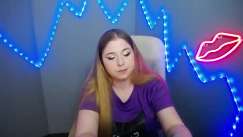 Jess online show from 04-11-26, 07:35