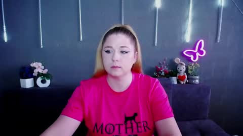 Jess online show from 04-14-26, 07:03