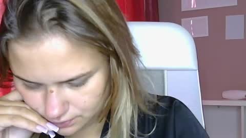 jesssexx6 online show from 07-08-26, 06:07