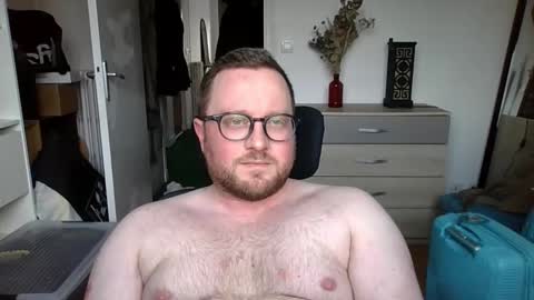 jeuneloup92 online show from 02-27-26, 04:07