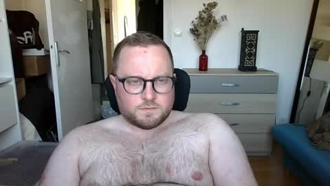 jeuneloup92 online show from 03-19-26, 04:44