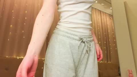 Gwen online show from 01-17-26, 08:19