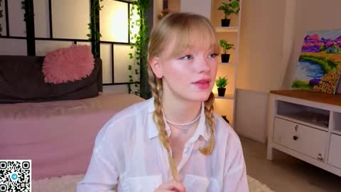 Gwen online show from 03-12-26, 08:15