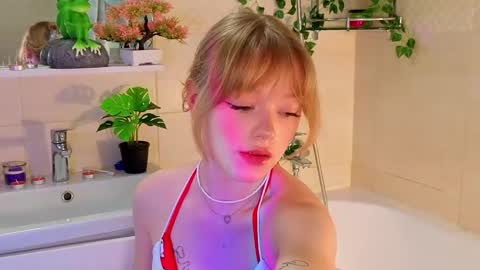 Gwen online show from 03-22-26, 08:23