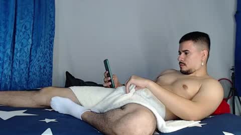 Snapshot of jeycob_happy97 chatting on 06-20-26, 11:40 Juan David online show from 06-20-26, 11:40