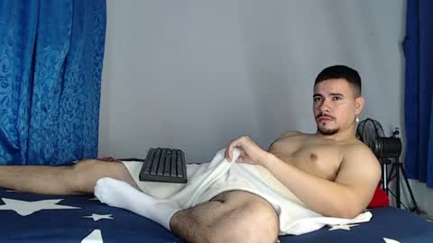 Snapshot of jeycob_happy97 chatting on 06-23-26, 12:03 Juan David online show from 06-23-26, 12:03
