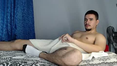 Snapshot of jeycob_happy97 chatting on 07-15-26, 11:26 Juan David online show from 07-15-26, 11:26