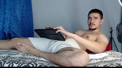 Snapshot of jeycob_happy97 chatting on 07-18-26, 12:37 Juan David online show from 07-18-26, 12:37