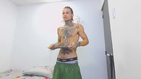 Snapshot of jeykob_23 chatting on 02-12-26, 05:35 JEYKOB online show from 02-12-26, 05:35