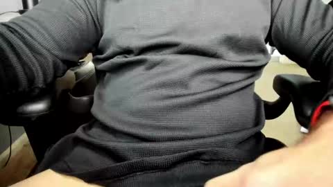 jhernandez13 online show from 01-12-26, 04:34