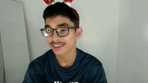 Johnny  online show from 12-23-25, 07:39
