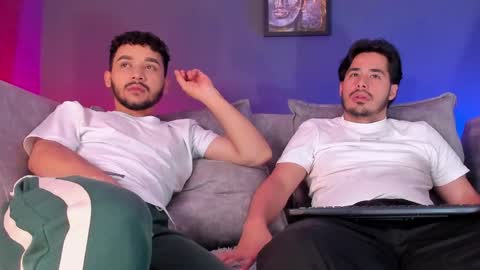 Jhon and jonny online show from 04-20-26, 03:42
