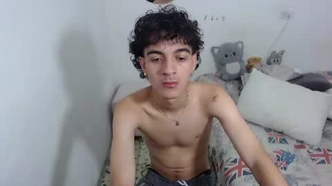 Snapshot of jhonay__cute chatting on 08-07-26, 07:05 jhonay__cute online show from 08-07-26, 07:05
