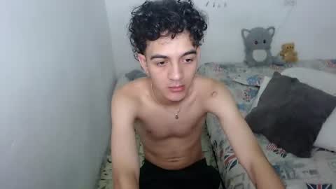 Snapshot of jhonay__cute chatting on 08-09-26, 04:50 jhonay__cute online show from 08-09-26, 04:50