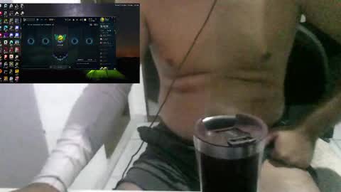 Snapshot of jhonizin chatting on 10-24-25, 08:11 jhonizin online show from 10-24-25, 08:11