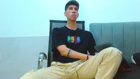 jhony_sex3 online show from 07-11-26, 09:12