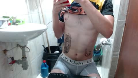 Snapshot of jhosuamoore chatting on 02-22-25, 08:42 Jhosuamoore online show from 02-22-25, 08:42