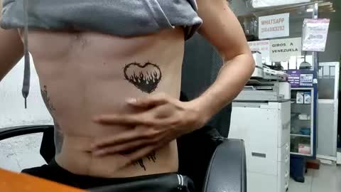 Snapshot of jhosuamoore chatting on 03-10-25, 09:51 Jhosuamoore online show from 03-10-25, 09:51