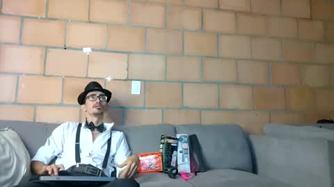 Snapshot of jhosuamoore chatting on 02-25-26, 12:37 Jhosuamoore online show from 02-25-26, 12:37