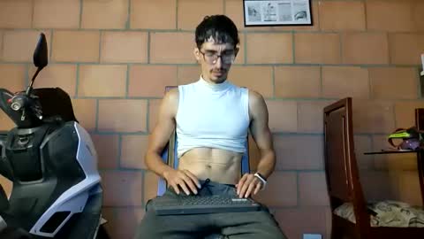 Snapshot of jhosuamoore chatting on 04-08-26, 01:11 Jhosuamoore online show from 04-08-26, 01:11