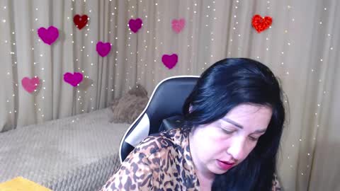 Snapshot of jill_stevens chatting on 04-08-26, 01:55 Jill online show from 04-08-26, 01:55