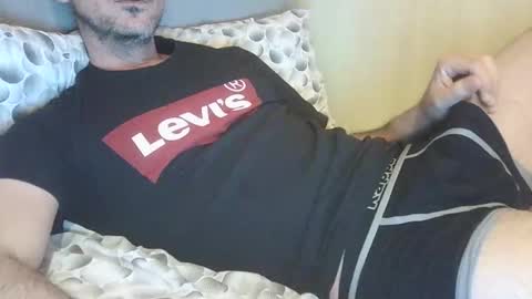 jimboyxxx00 online show from 11-08-25, 04:18