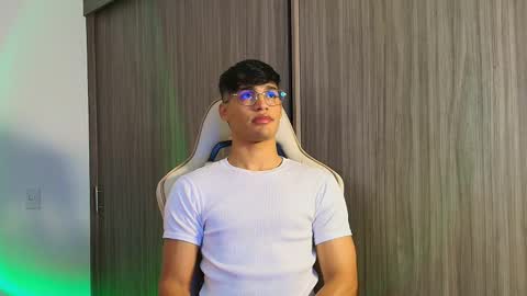 Jimmy Leeh online show from 12-02-25, 04:40