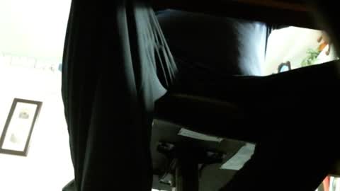 jimwellhung online show from 11-05-25, 04:12