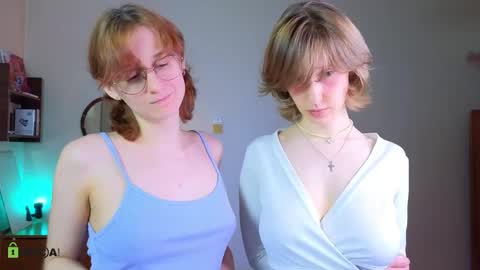 Snapshot of jitoon_exe chatting on 04-12-26, 07:30 Hey Guys We are Julia ginger Tina brunette online show from 04-12-26, 07:30