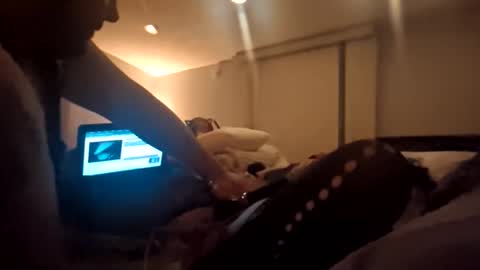 jizzle192 online show from 02-11-26, 07:35