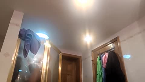 jizzle192 online show from 04-13-26, 04:40