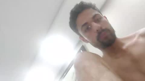 Snapshot of jjj963733 chatting on 01-09-26, 07:04 jjj963733 online show from 01-09-26, 07:04