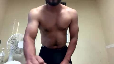 jjuarez5409 online show from 05-09-26, 12:27