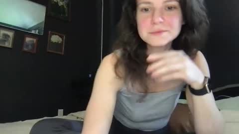 jlynn1997 online show from 04-27-26, 04:38