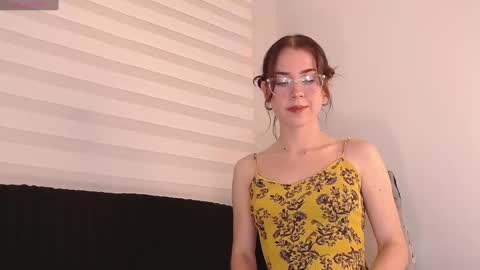 Snapshot of joan_didion chatting on 02-05-25, 05:52 Joan Didion online show from 02-05-25, 05:52