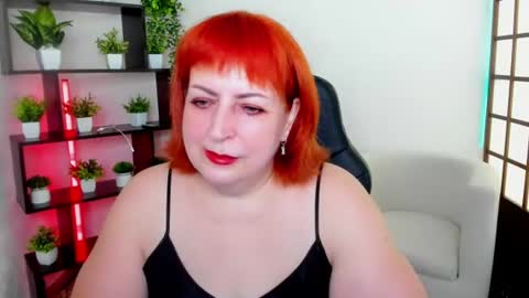 Snapshot of joana_woods chatting on 06-13-26, 01:58 Joana online show from 06-13-26, 01:58