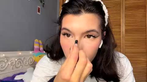 joanaphippin online show from 06-11-26, 06:33